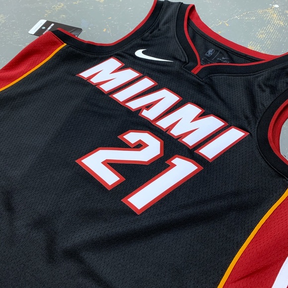 Nike Miami Heat Hassan Whiteside Jersey 864487-010 21 44 Medium Swingman NBA - Picture 3 of 9